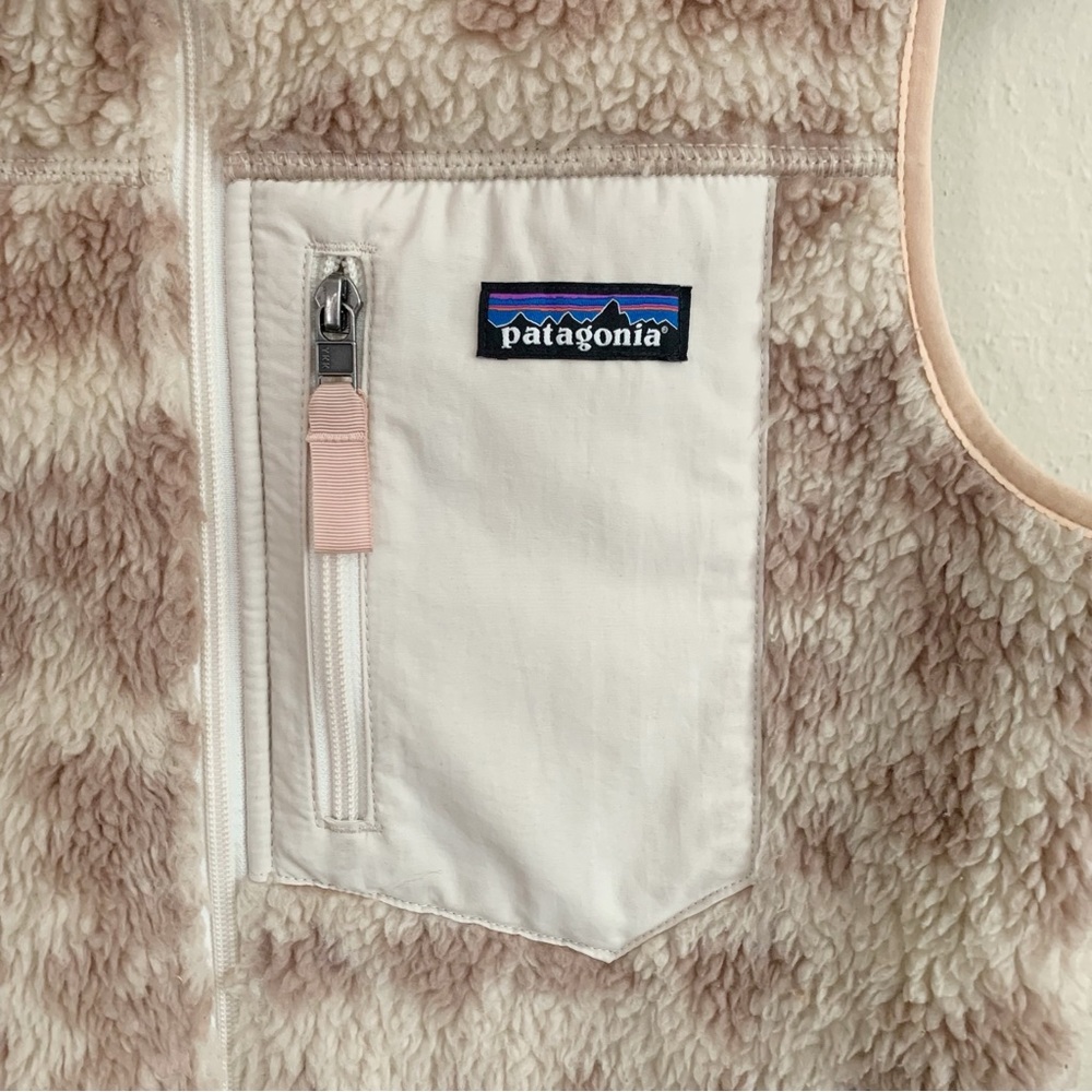 Patagonia Classic Retro-X Fleece Vest • Women's Medium - Picture 2 of 5